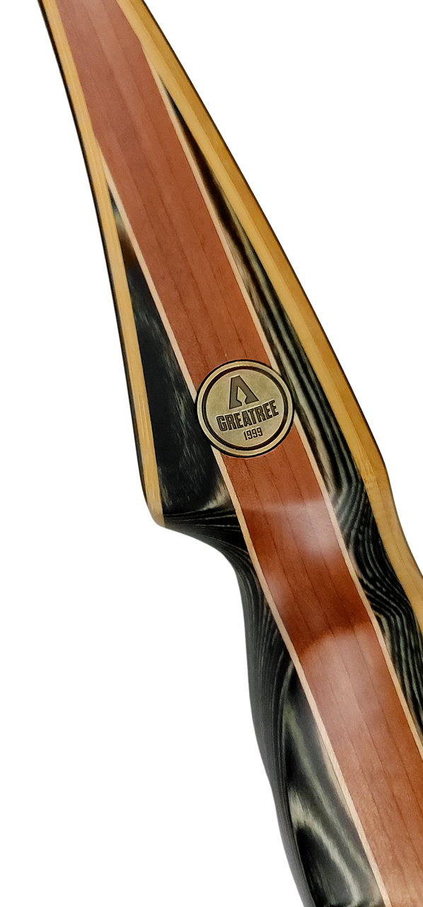 Greatree Archery Skylark longbow - contoured grip and wood detail